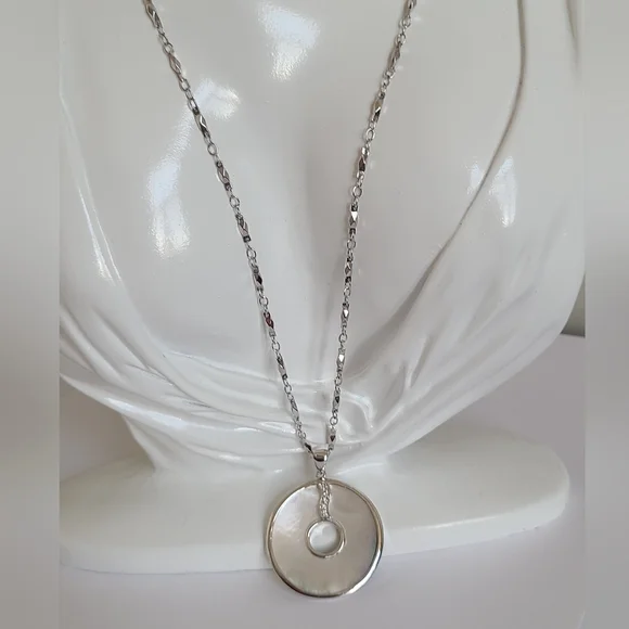 Vintage Long Chain Silver White Mother Pearl Shell Circle Boho Pendant Necklace - Picture 7 of 16